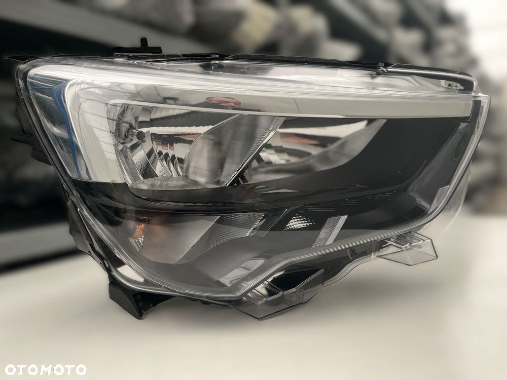 Opel Combo E Halogen Reflektor Prawy 90145300 - 1