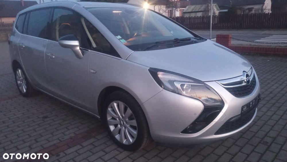 Opel Zafira 2.0 CDTI Cosmo - 1