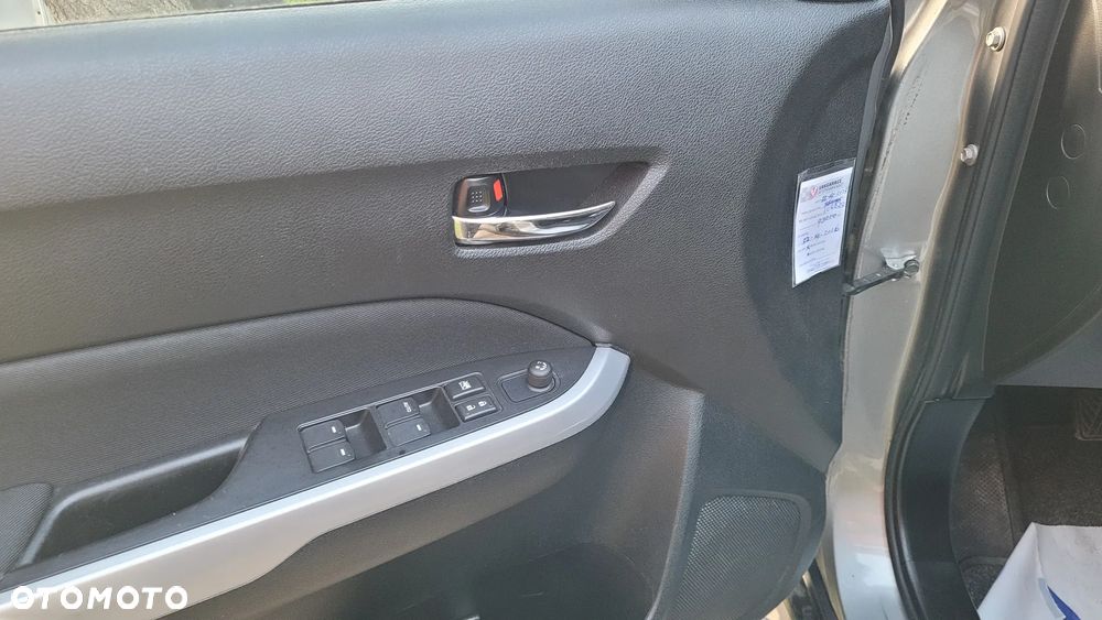 Suzuki Vitara 1.6 (4x2) Comfort+ - 9