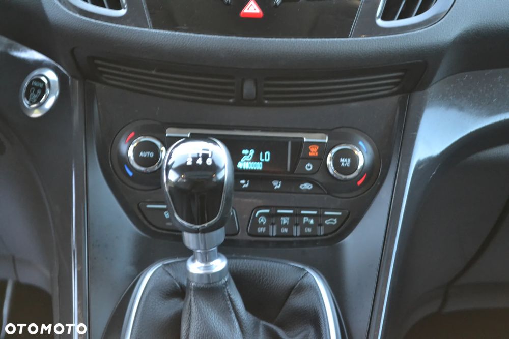 Ford Kuga 2.0 TDCi 4x4 Titanium - 20