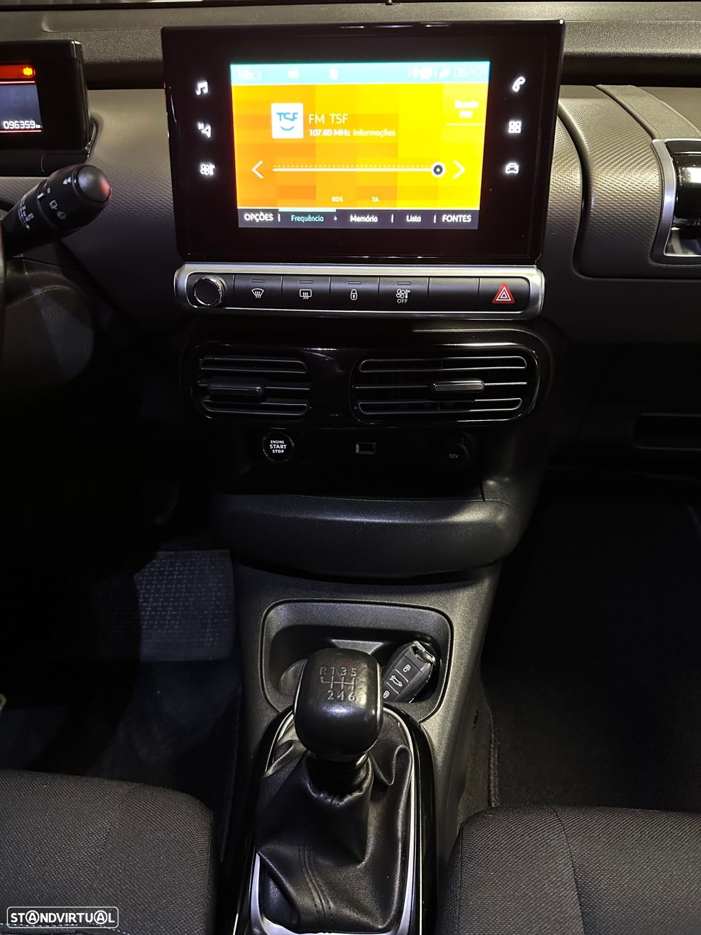 Citroën C4 Cactus 1.2 PureTech Shine - 14
