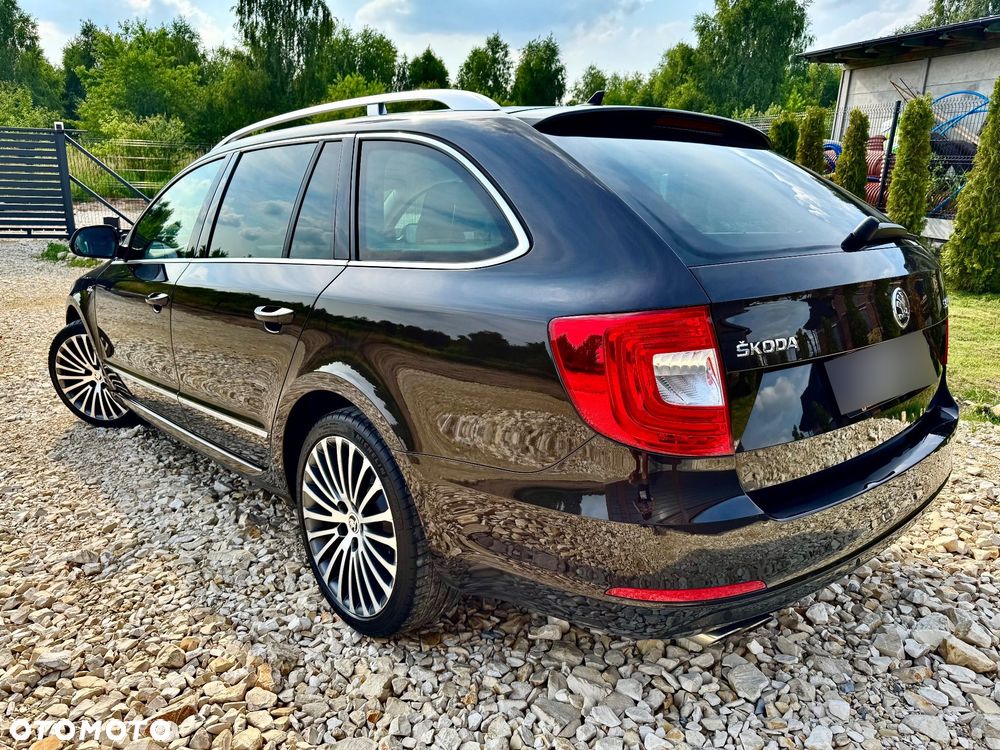Skoda Superb 2.0 TDI L&K - 24