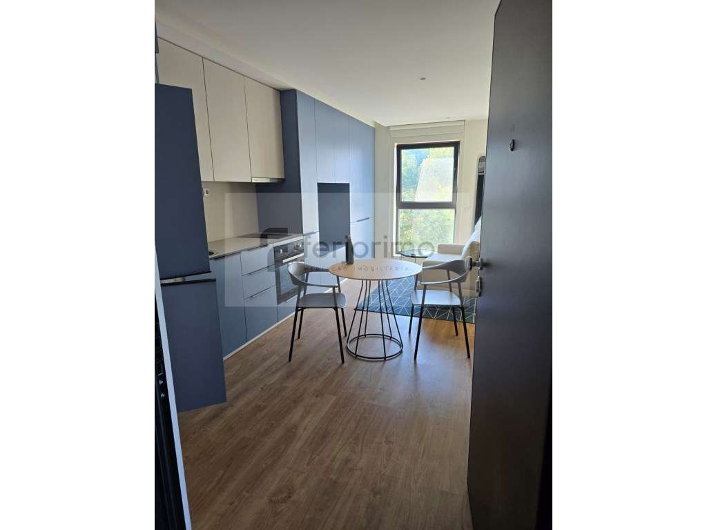T0 - Apartamento todo mobilado

 ***** OPEN SPACE *****
*****ARR... - Grande imagem: 3/12
