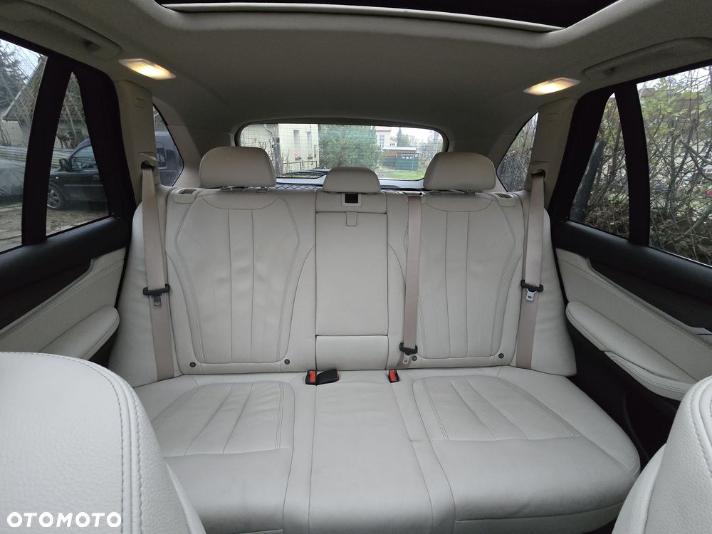 BMW X5 xDrive35i - 15