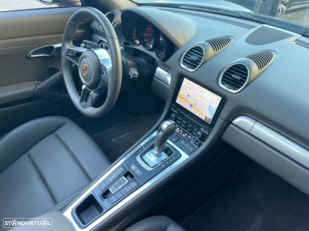 Porsche 718 Boxster 2.0 T PDK - 35