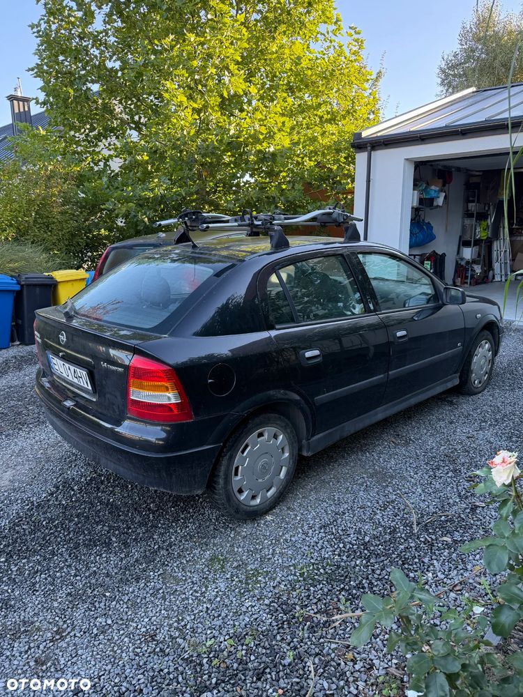 Opel Astra 1.4 Start - 8