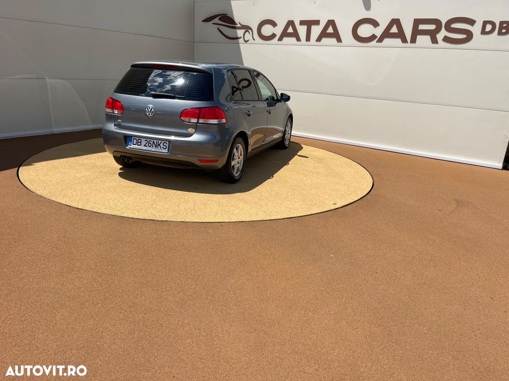 Volkswagen Golf - 15