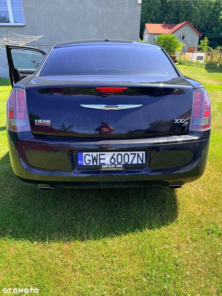 Chrysler 300 - 10