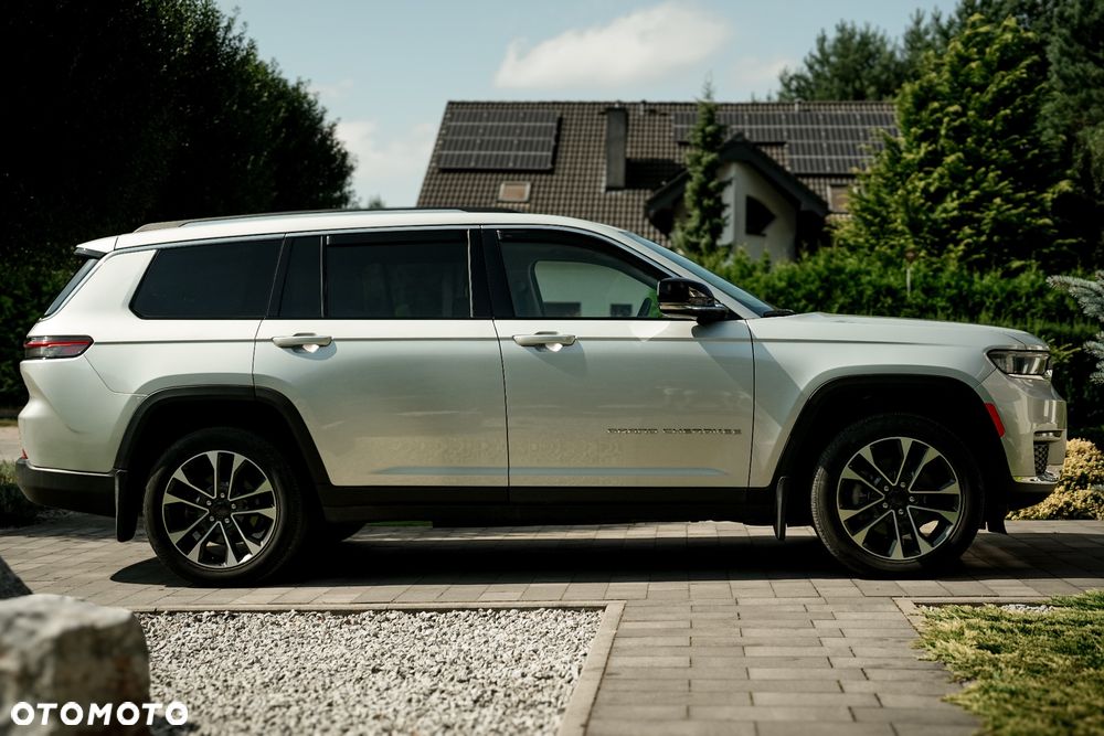 Jeep Grand Cherokee - 18