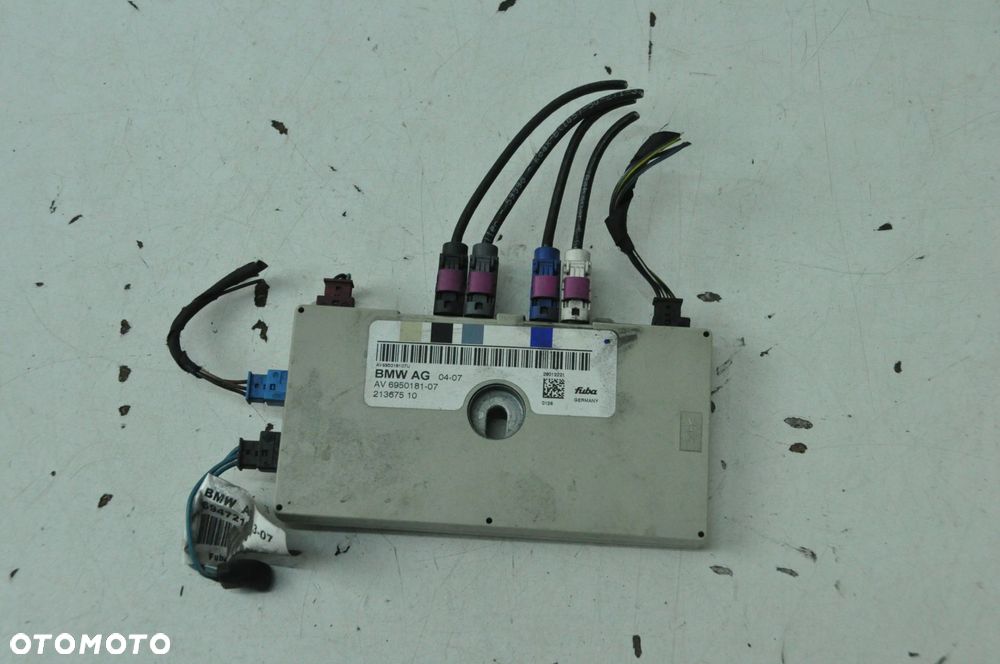 Bmw E93 Moduł Sterownik Wzmacniacz Anteny Diversity 6950181 - 1