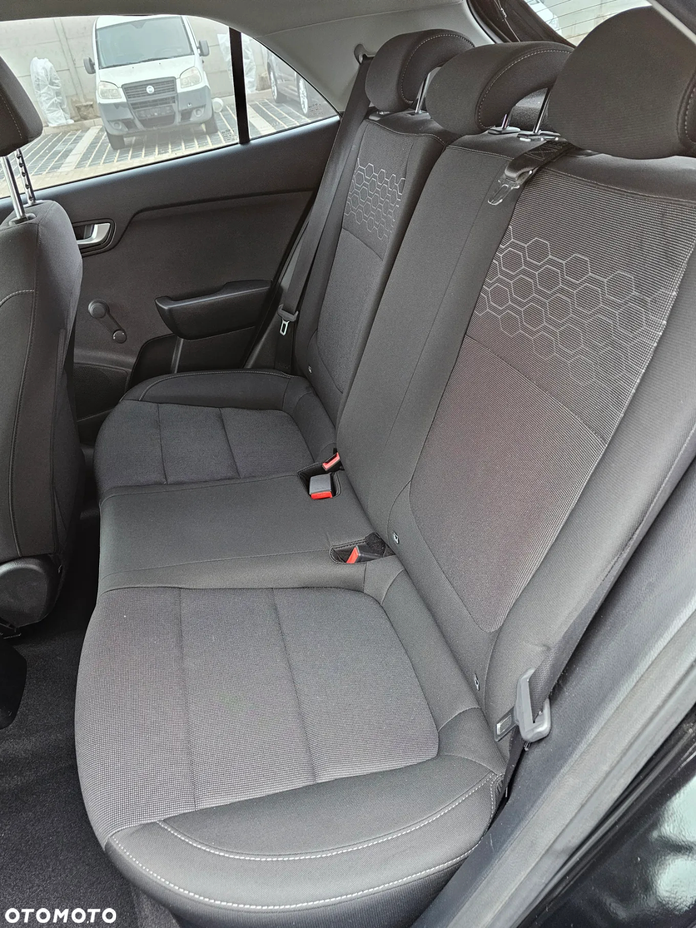 Kia Rio 1.0 T-GDI M - 17