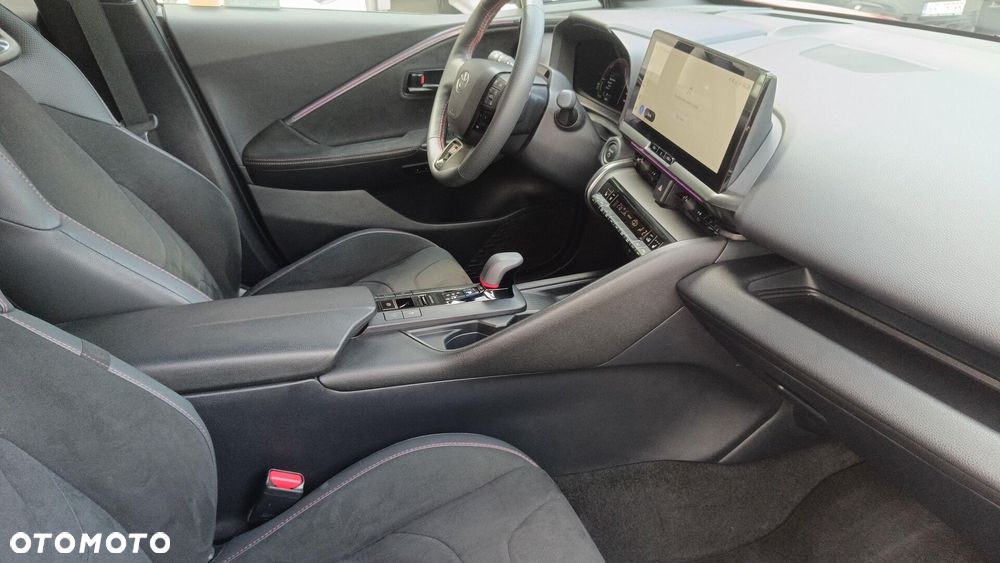 Toyota C-HR - 10