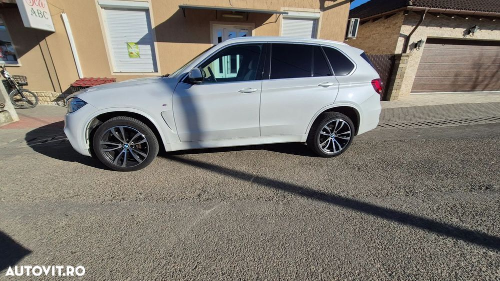 BMW X5 xDrive30d Sport-Aut. - 1