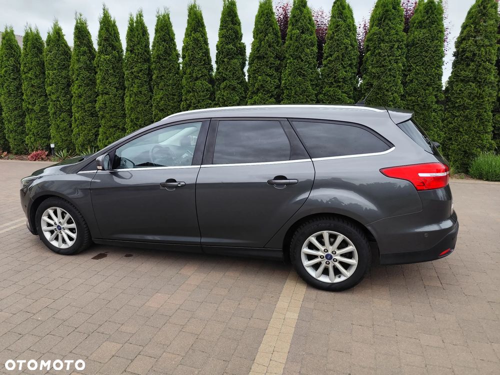 Ford Focus 1.5 TDCi DPF Start-Stopp-System Titanium - 24