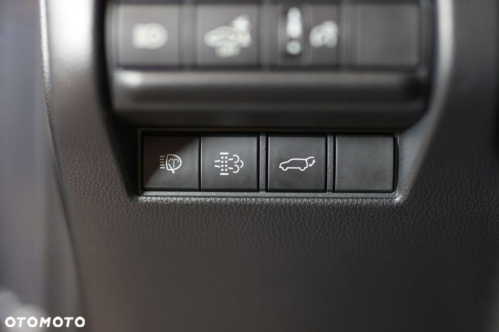 Toyota Land Cruiser - 26
