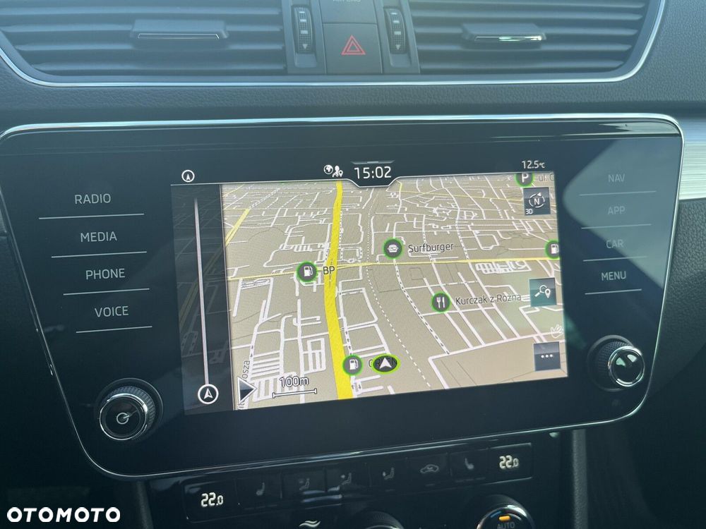 Skoda Superb 2.0 TDI SCR Ambition DSG - 27