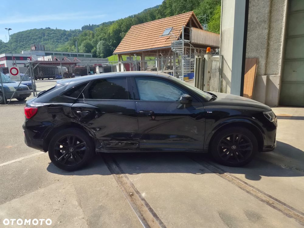 Audi Q3 40 TDI Quattro S tronic S line - 6