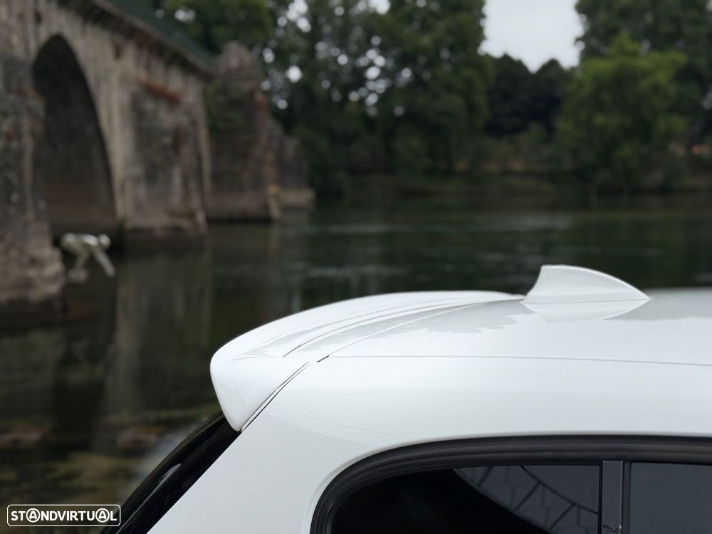 BMW 116 d Pack M - 17