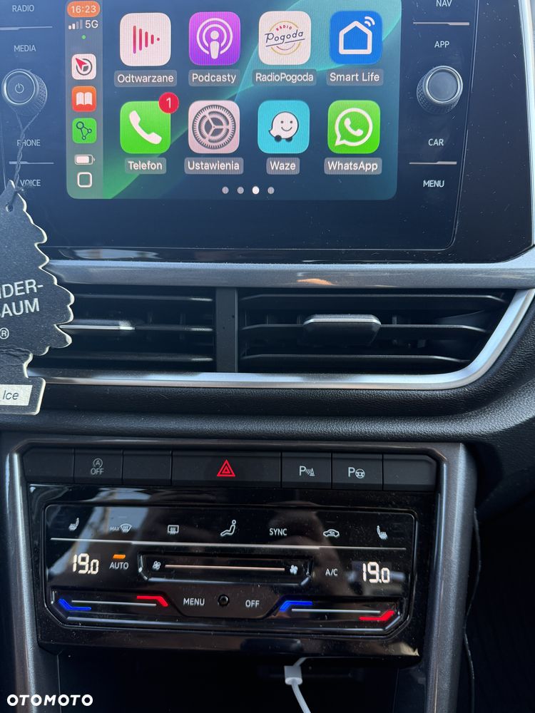 Volkswagen T-Roc 1.0 TSI Special Edition - 6