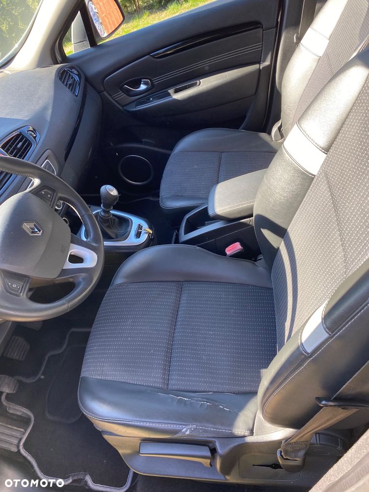 Renault Scenic 1.6 16V 110 Authentique - 8