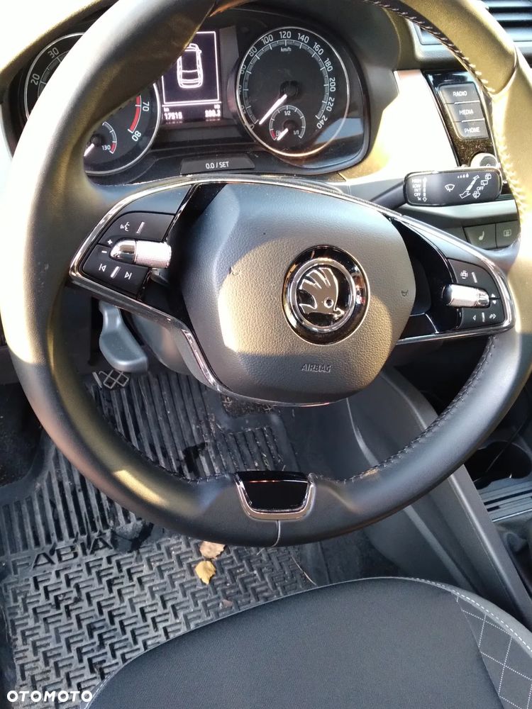 Skoda Fabia 1.0 TSI Ambition Plus - 11