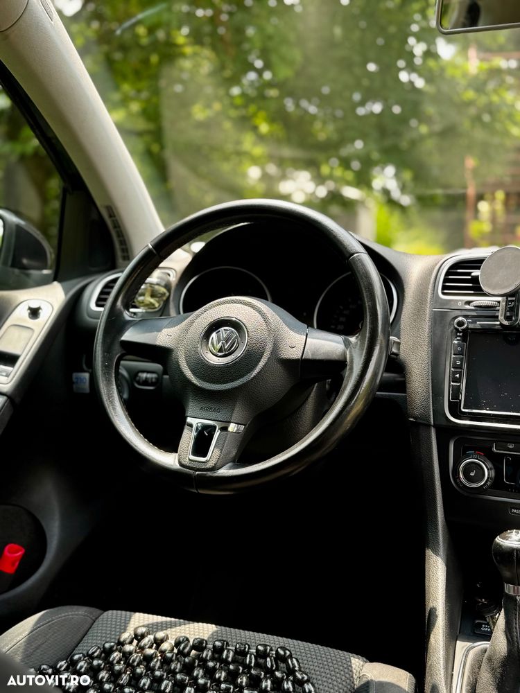 VOLKSWAGEN Golf 2010 — imagine 11