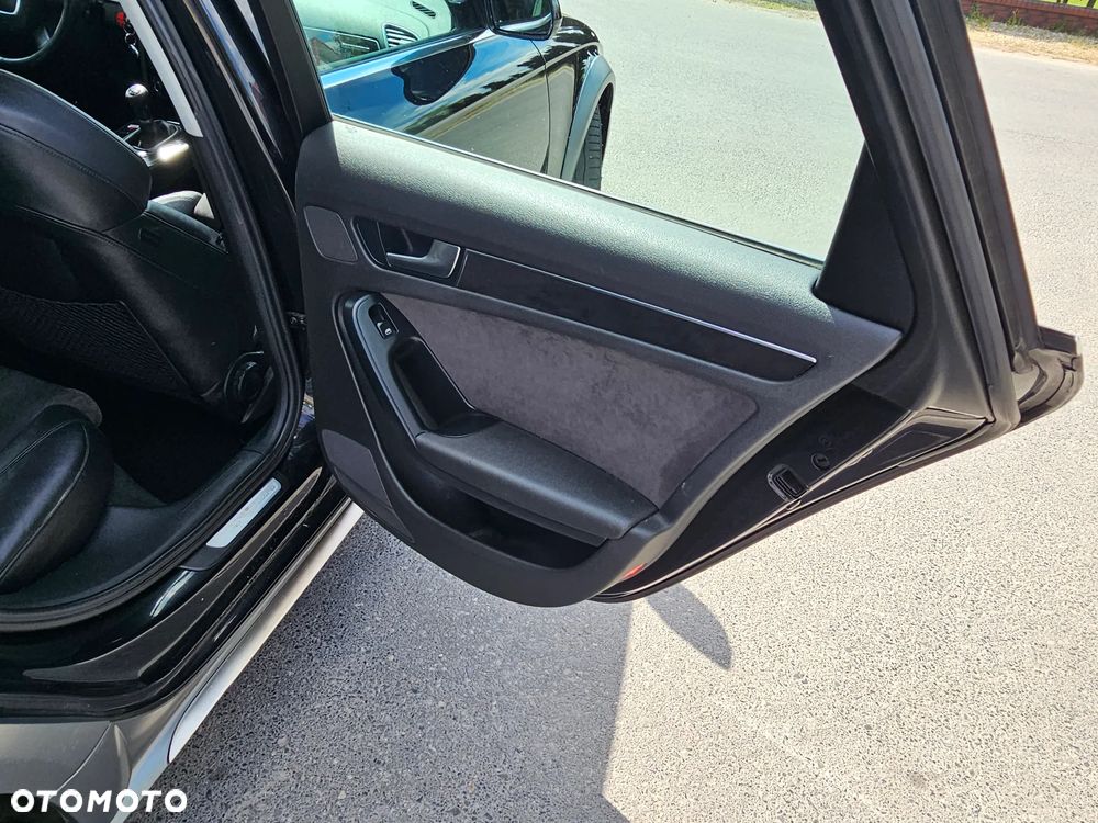 Audi A4 Avant 2.0 TFSI quattro Ambiente - 20