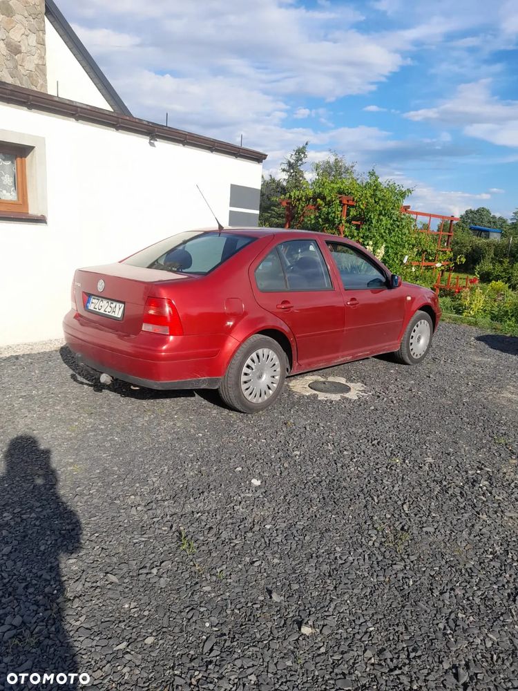 Volkswagen Bora 1.6 Comfortline - 4