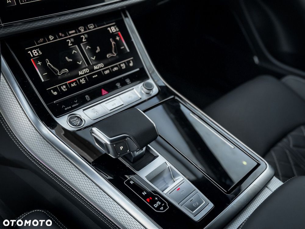Audi Q8 - 22