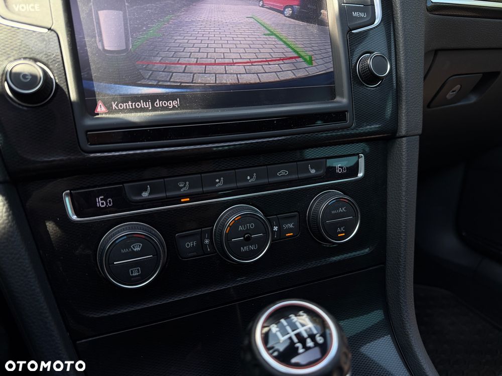 Volkswagen Golf - 13