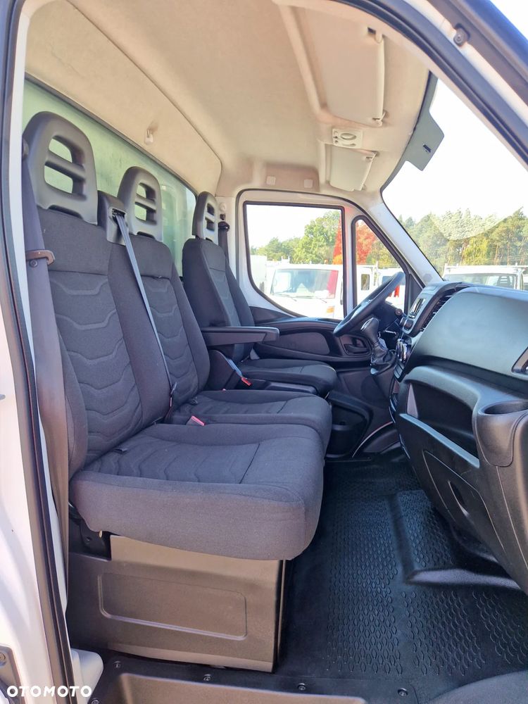 Iveco 35S17 3,0 HPI 170 KONNY KONTENER 4,2M WINDA KLIMA WEBASTO 8 BIEGOWY HIMATIC - 17