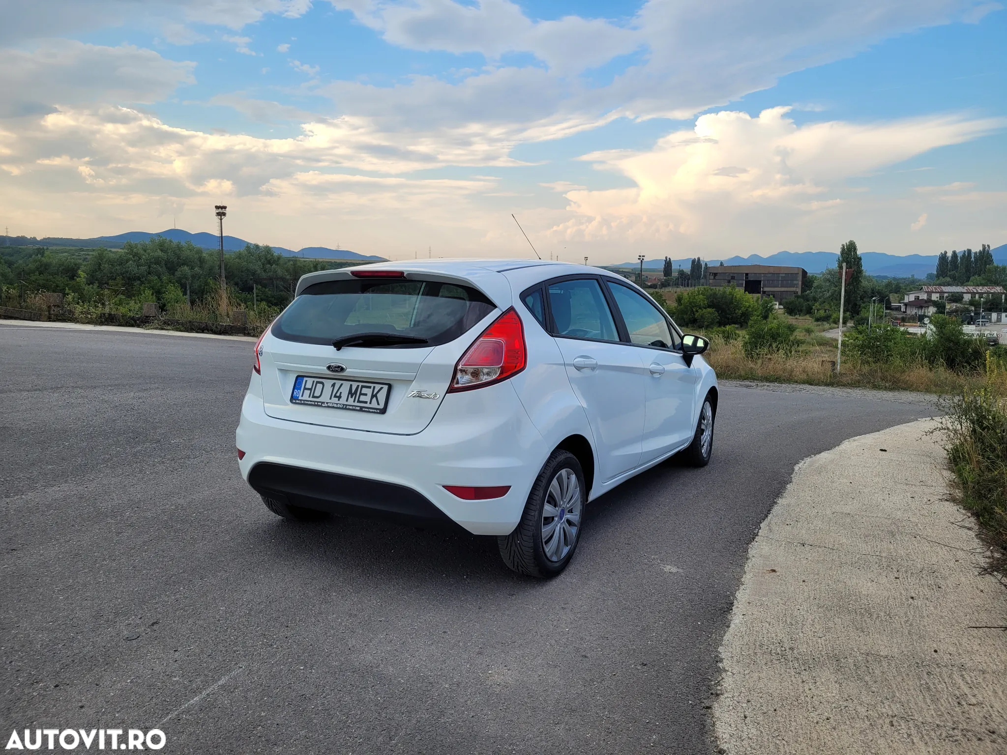Ford Fiesta - 2