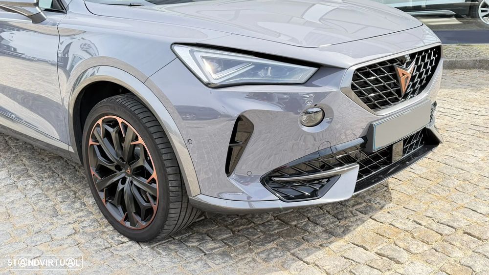 Cupra Formentor 1.4 e-Hybrid DSG VZ - 27