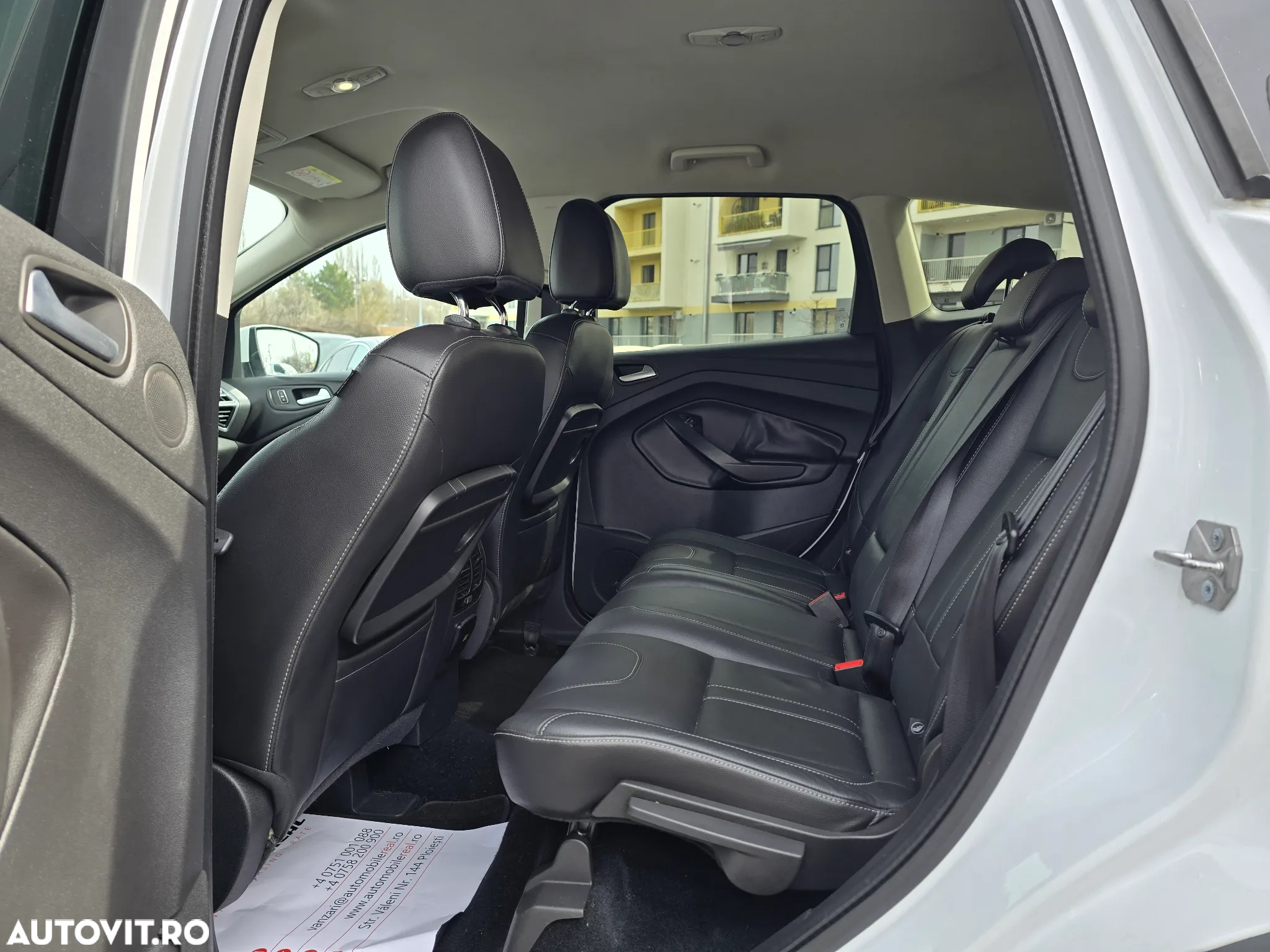 Ford Kuga 2.0 TDCi 4x4 Aut. Titanium - 8