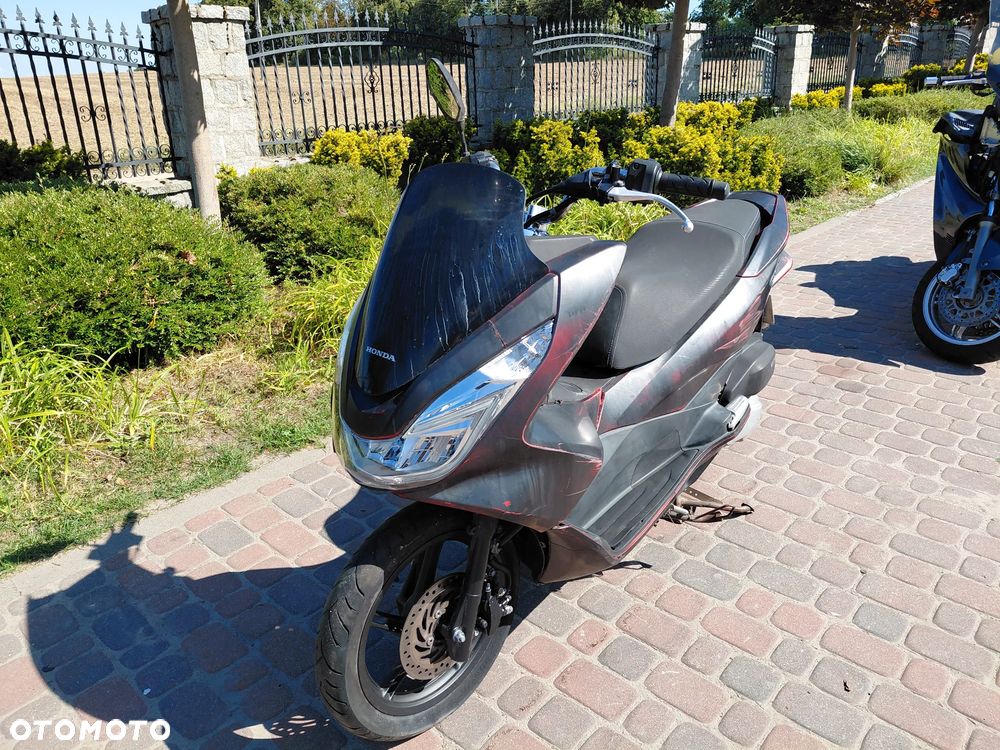 Honda PCX - 1