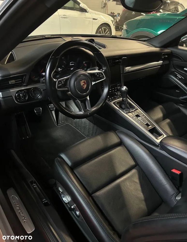Porsche 911 - 9