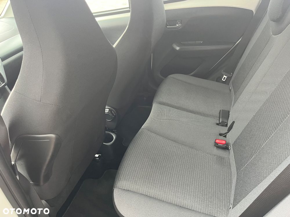 Toyota Aygo 1.0 VVT-i JBL Edition - 3