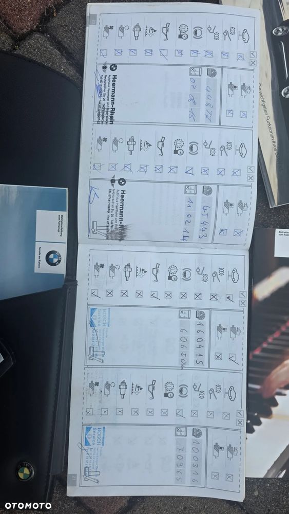 BMW X1 sDrive18d xLine - 12