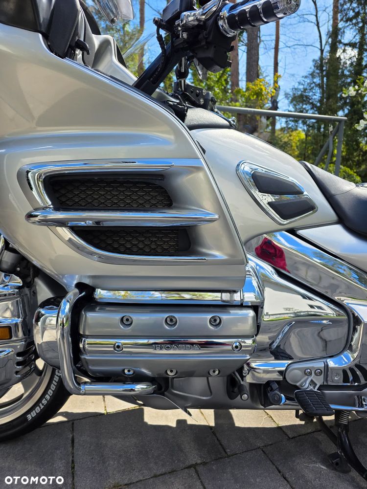 Honda GL - 10