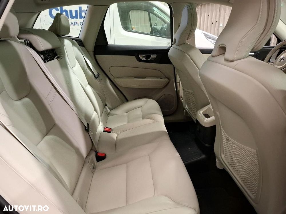 Volvo XC 60 T6 AWD Recharge Geartronic Inscription - 7