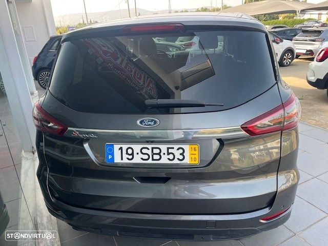 Ford S-Max 2.0 TDCi Titanium - 4
