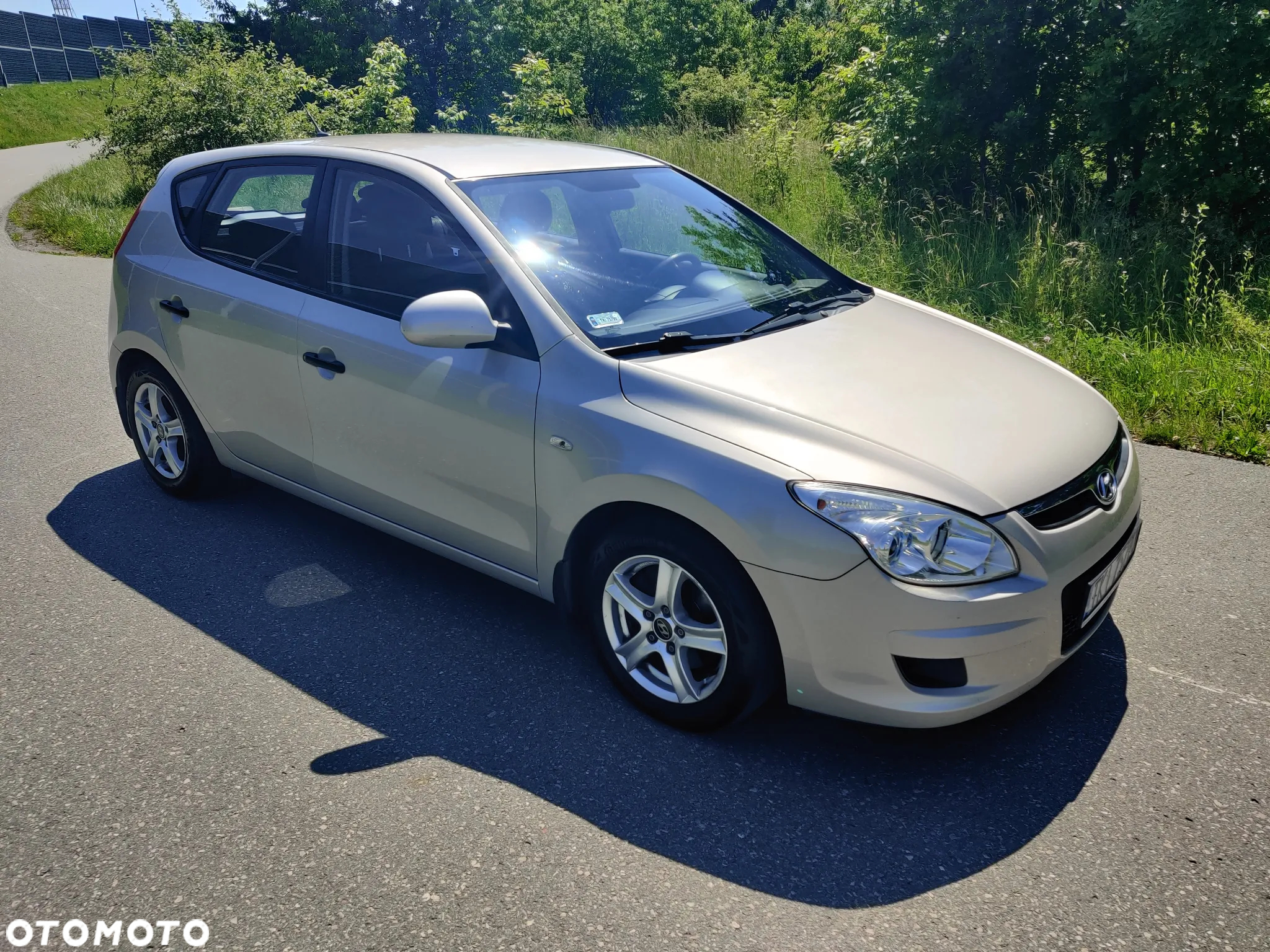 Hyundai i30 1.6 CRDi Classic + - 8
