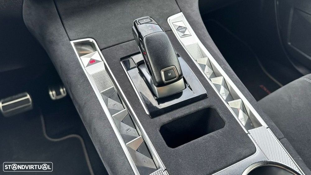 DS DS7 Crossback 1.5 BlueHDi Performance Line EAT8 - 9