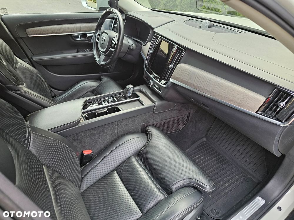 Volvo V90 Cross Country - 6