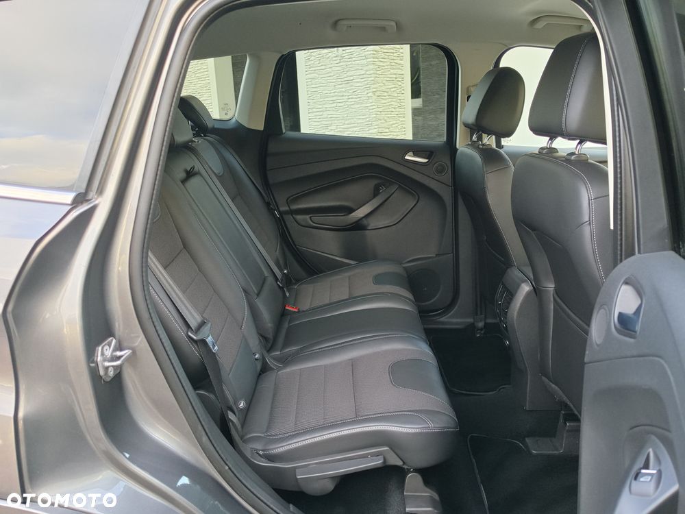 Ford Kuga - 23