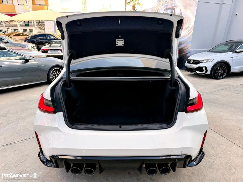 BMW M3 Competition xDrive - 32