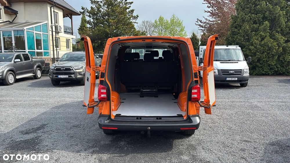 Volkswagen Transporter - 8