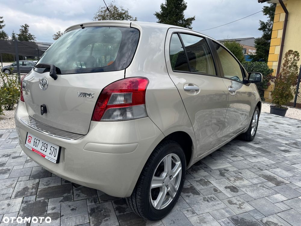 Toyota Yaris 1.33 Prestige - 6