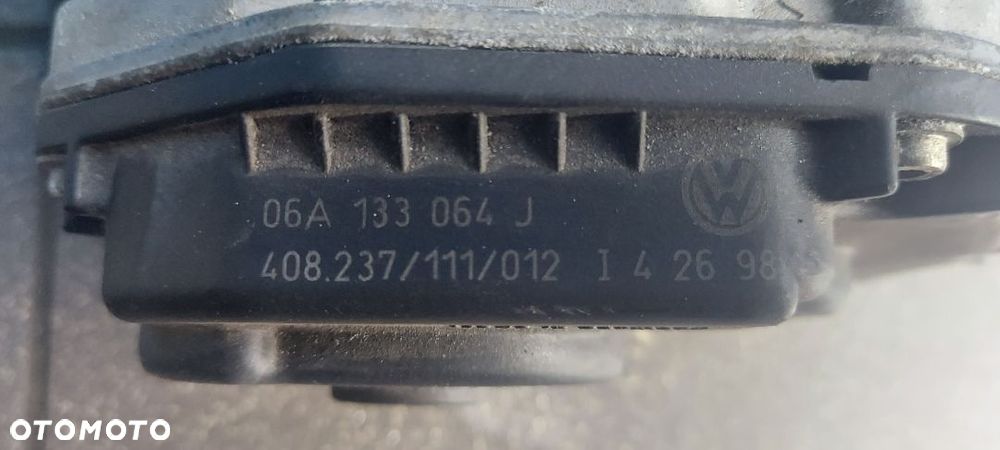 Przepustnica VW Golf IV 1.9 TDI 06A133064J - 3