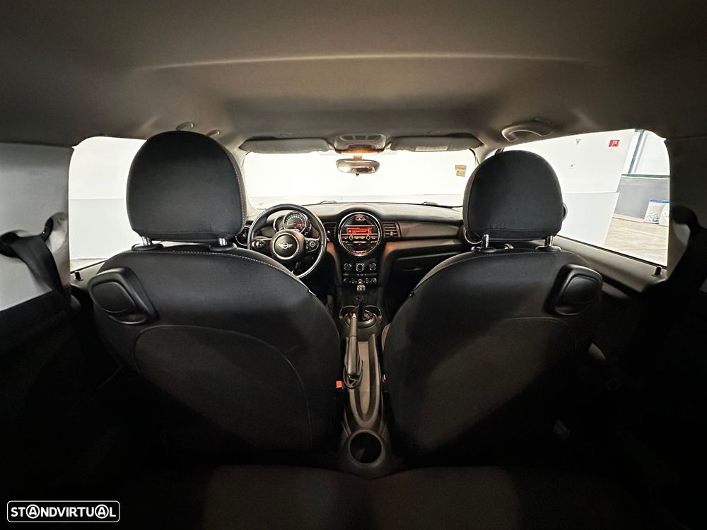 MINI 3 Portas One D - 14